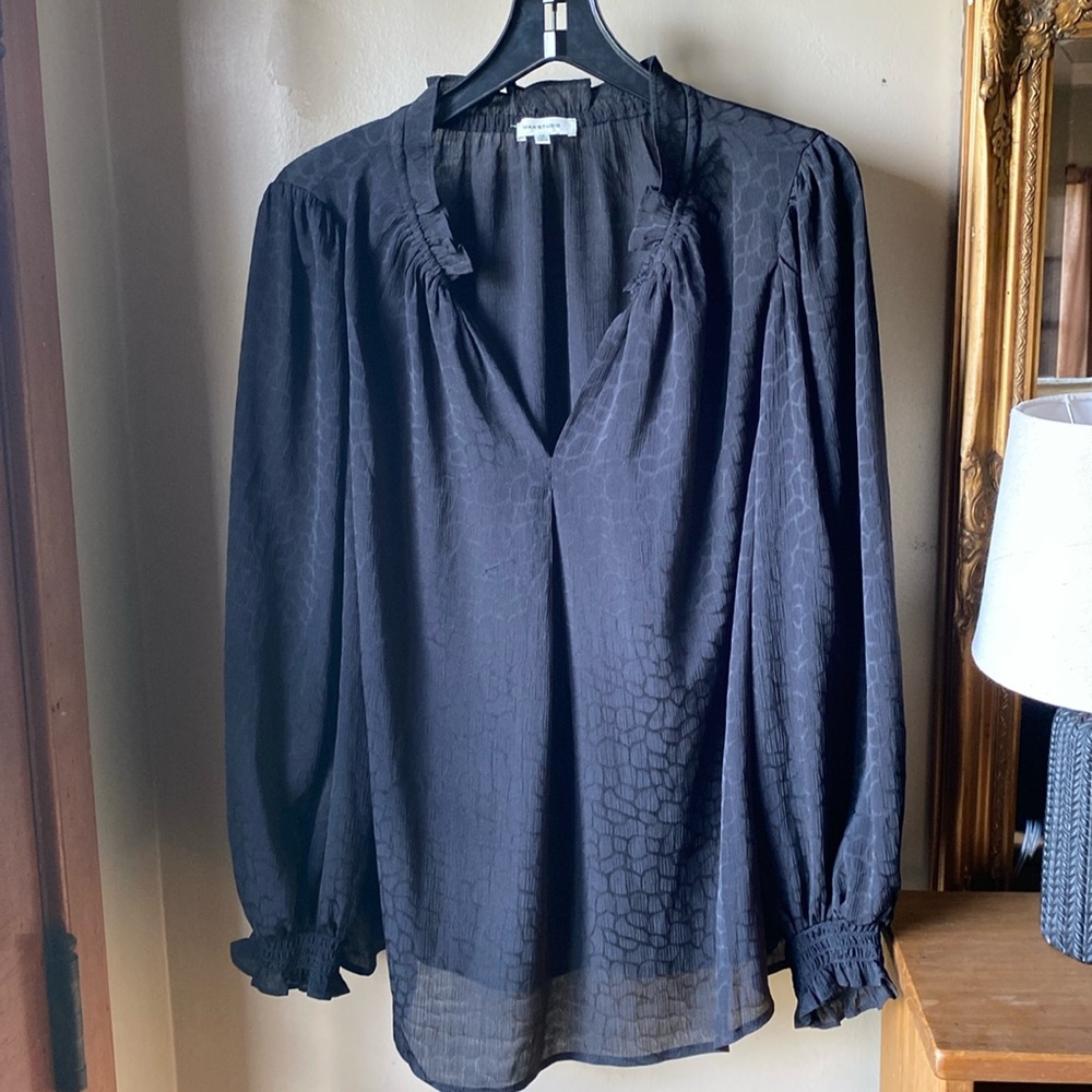 Women’s blouse